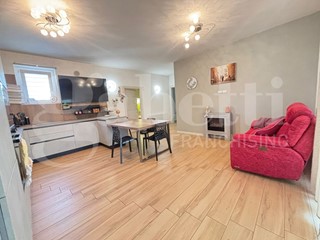 Trilocale in Vendita a Bari, 210'000€, 67 m²