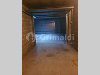 Box in Vendita a Cormano, 22'000&euro;, 15 m²