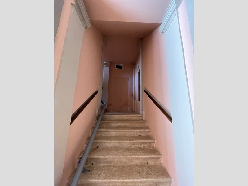 Trilocale in Vendita a Modena, zona Centro cittÃ, 210'000€, 100 m²