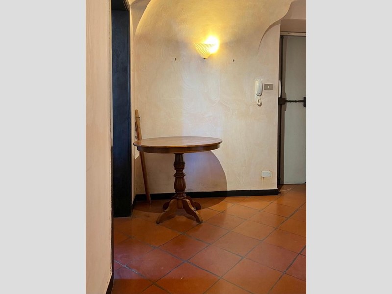 Appartamento in Vendita a Imperia, zona Porto Maurizio, 350'000&euro;, 210 m²