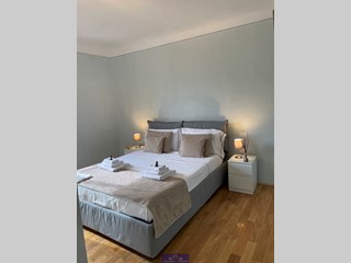 Appartamento in Vendita a Firenze, zona Soffiano, 595'000€, 210 m²