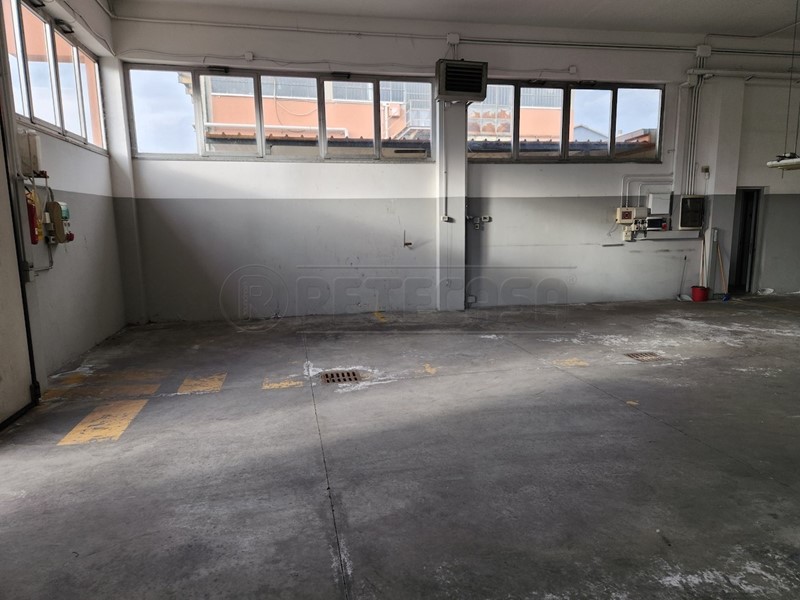 Capannone in Affitto a Santa Croce sull'Arno, 2'200&euro;, 530 m²