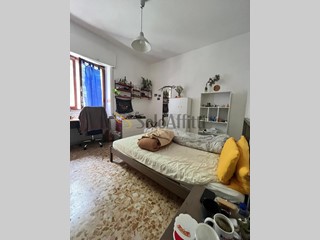 Stanza in Affitto a Siena, zona San Prospero, 350&euro;, 82 m², arredato