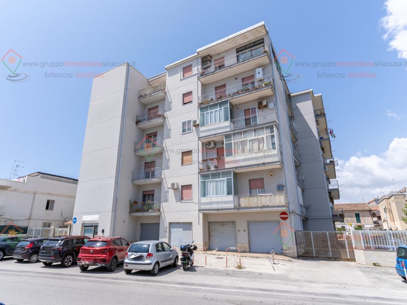 Box in Vendita a Siracusa, zona PANAGIA, 21'000&euro;, 29 m²