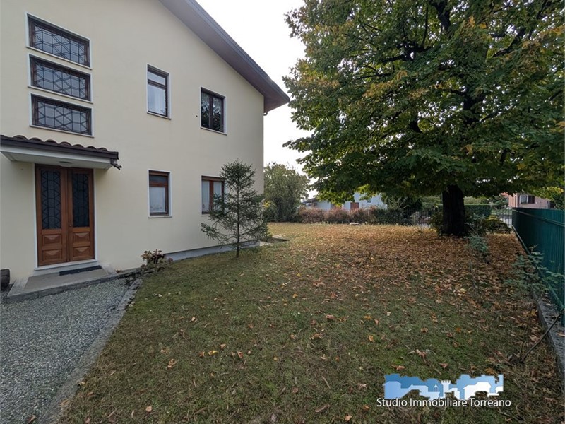 Quadrilocale in Vendita a Ivrea, 145'000&euro;, 103 m²