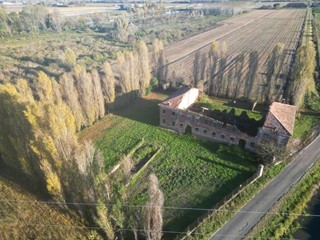 Casale in Vendita a Casaleone, 79'000€, 1 m²