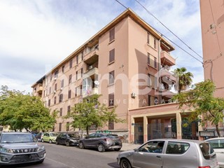Quadrilocale in Vendita a Catania, 120'000€, 120 m², arredato