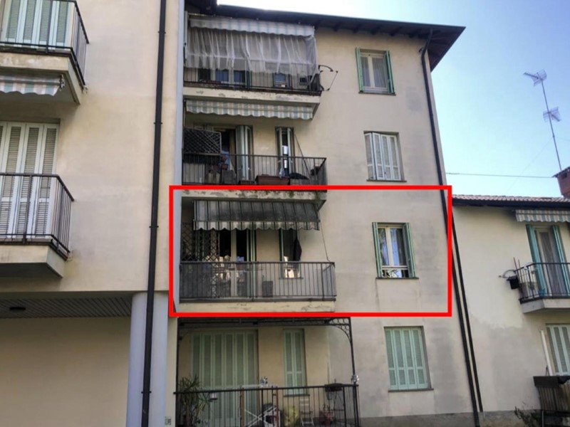 Quadrilocale in Vendita a Masate, 111'000&euro;, 88 m², con Box