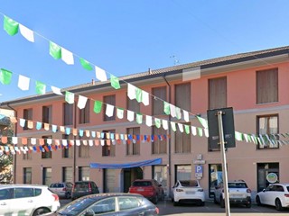 Quadrilocale in Vendita a Dairago, 81'000&euro;, 71 m²