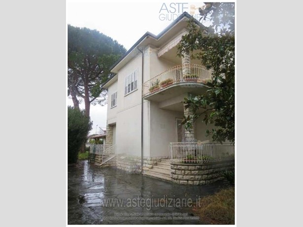 Appartamento in Vendita a Cascina, 291'937&euro;, 424 m²