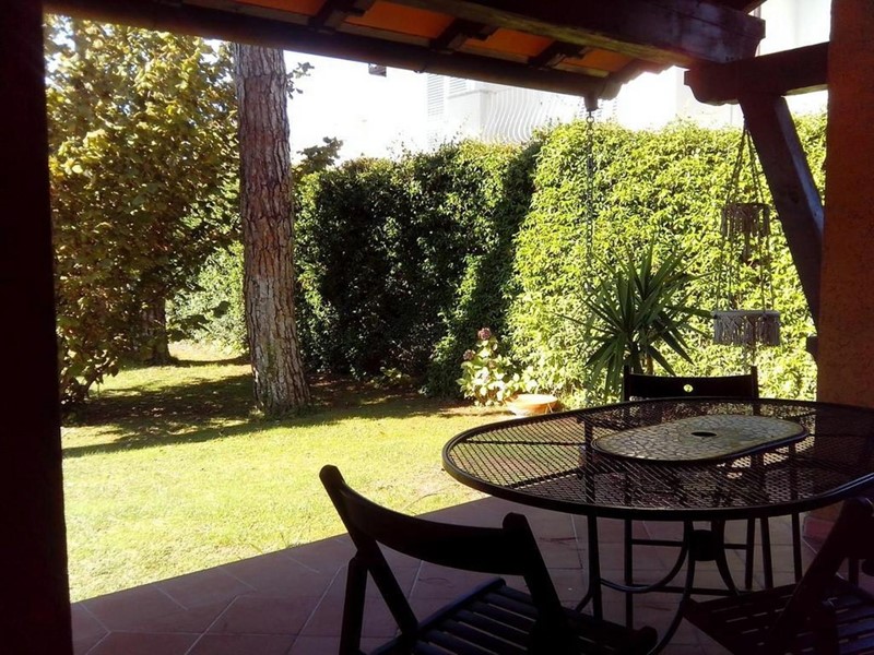 Villa in Vendita a Forte dei Marmi, zona Vittoria Apuana, 2'500'000&euro;, 400 m², arredato