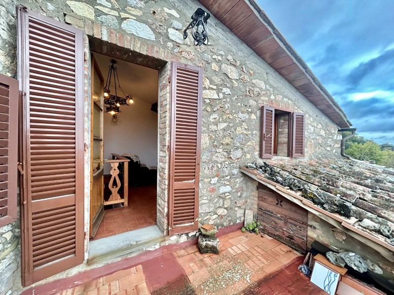 Appartamento in Vendita a Sovicille, zona Tegoia, 195'000€, 250 m²