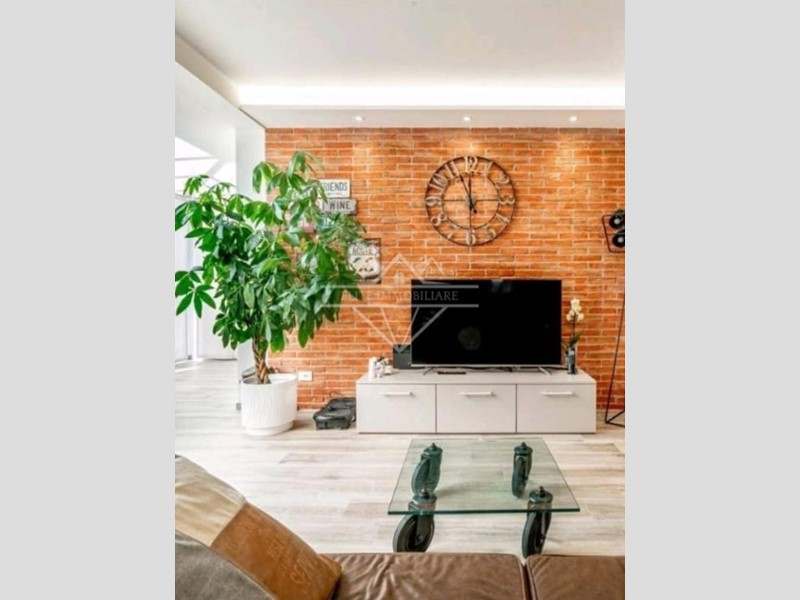 Villa in Vendita a Massa, 390'000&euro;, 105 m², arredato