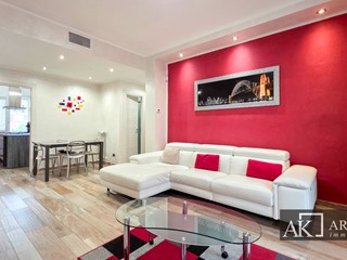 Trilocale in Vendita a Novara, 90'000€, 96 m²