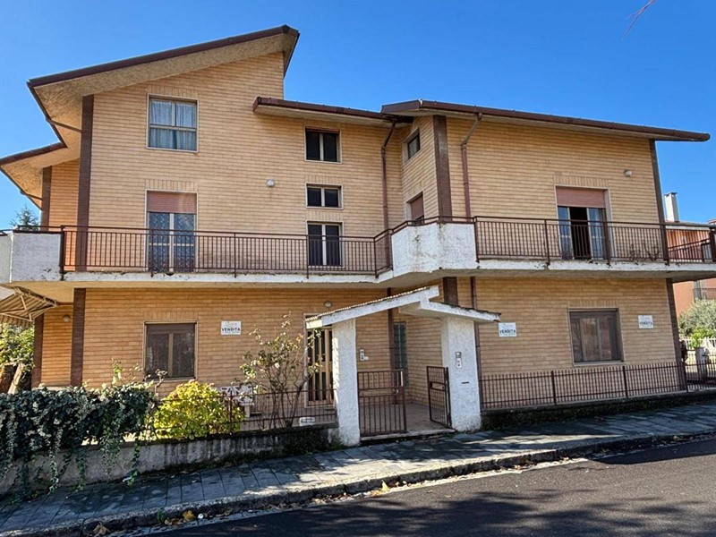 Casa Semi Indipendente in Vendita a Apice, 180'000€, 465 m²