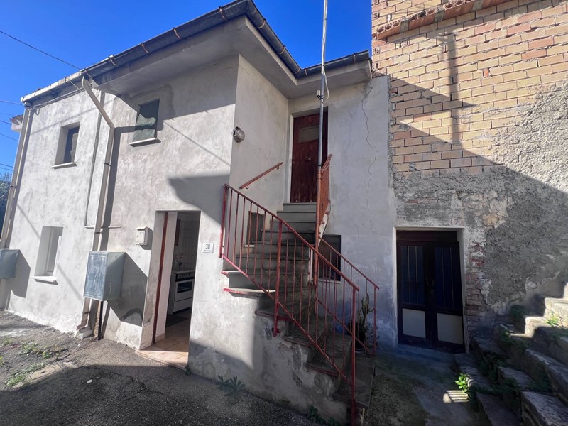 Casa Indipendente in Vendita a Chieti, 45'000&euro;, 60 m²