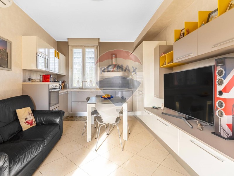 Trilocale in Vendita a Rho, 149'000&euro;, 66 m²