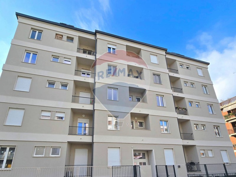 Trilocale in Vendita a Milano, 335'000&euro;, 55 m²