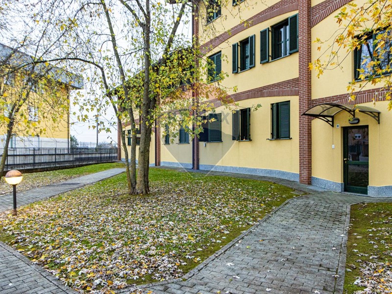 Trilocale in Vendita a Mozzate, 143'000&euro;, 93 m²