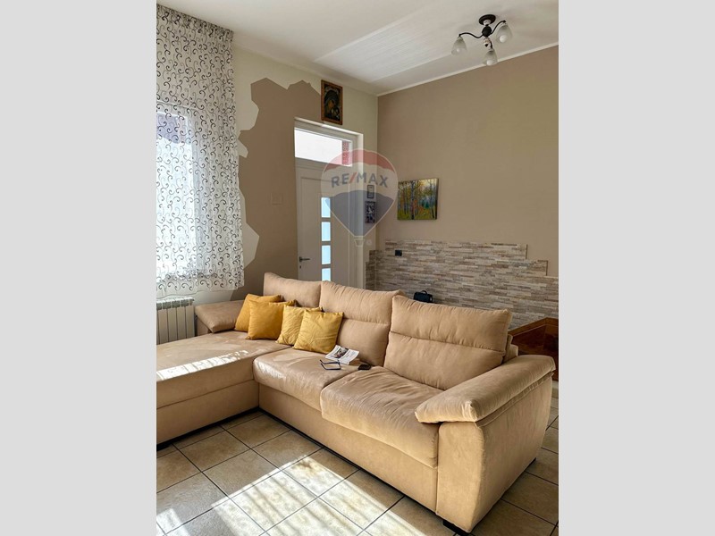 Casa Indipendente in Vendita a Randazzo, 110'000€, 106 m²