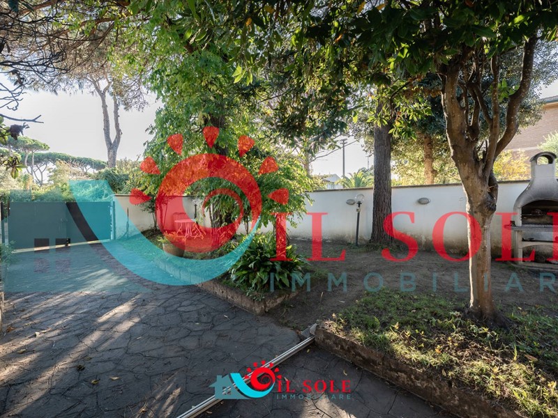 Appartamento in Affitto a Pisa, 1'600€, 100 m²