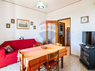 Quadrilocale in Vendita a Catania, 80'000€, 118 m²