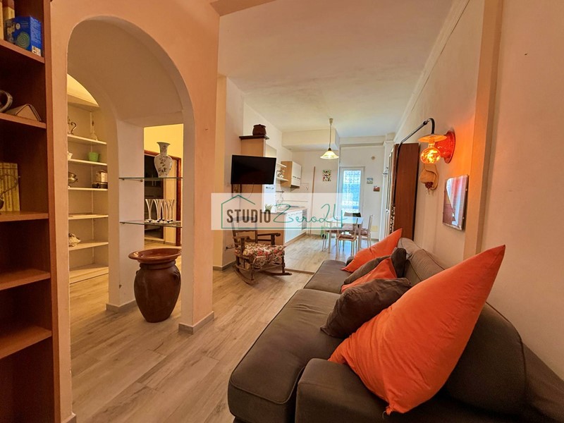 Trilocale in Affitto a Viareggio, 950&euro;, 96 m²