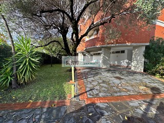 Appartamento in Vendita a Massa, 319'000€, 127 m²