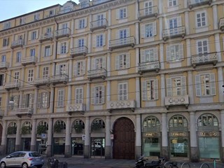 Trilocale in Affitto a Torino, 1'200€, 120 m²