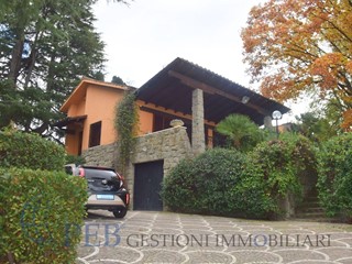 Villa in Vendita a Marino, 2'000'000€, 1717 m²