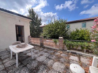 Bilocale in Vendita a Mantova, 90'000€, 51 m²