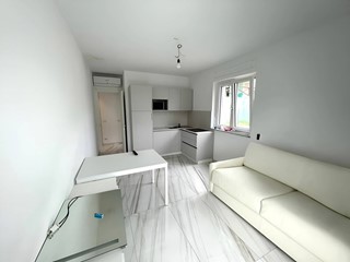 Bilocale in Vendita a Andora, 195'000&euro;, 50 m²