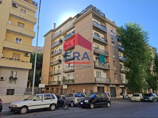 Appartamento in Vendita a Roma, 660'000€, 165 m²