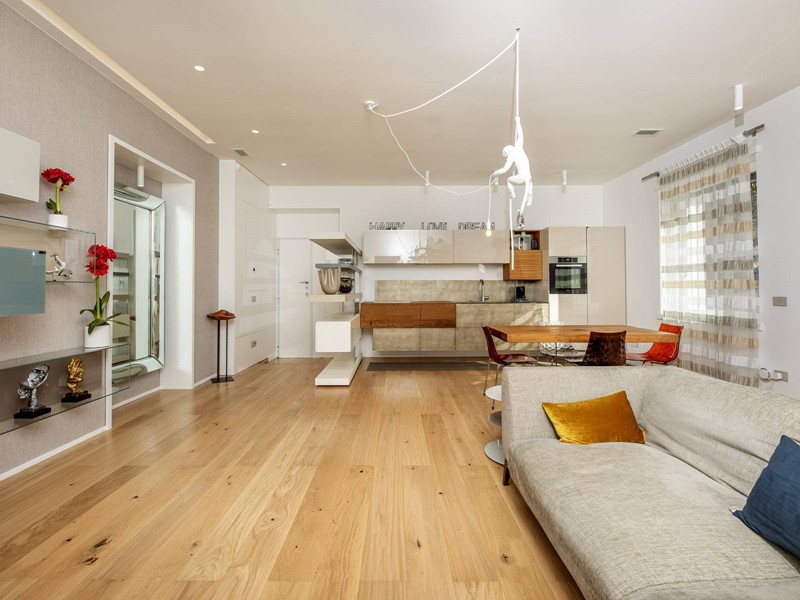 Trilocale in Vendita a Frascati, 589'000&euro;, 170 m²