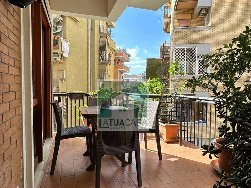 Quadrilocale in Vendita a Roma, 435'000€, 110 m²