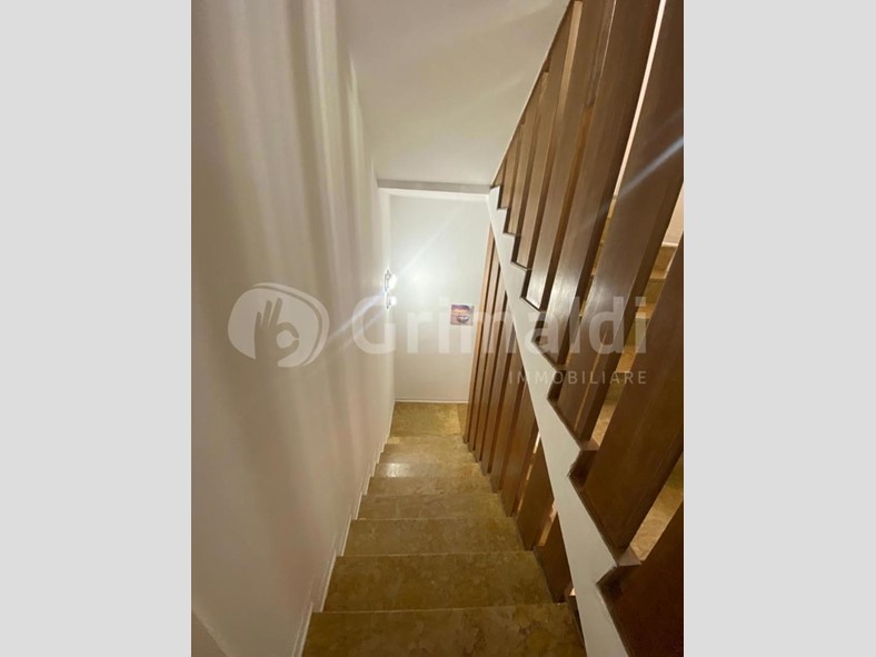 Casa Indipendente in Affitto a Tuglie, 450€, 150 m², arredato