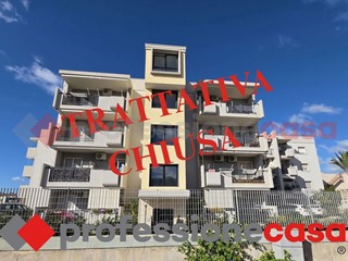 Quadrilocale in Vendita a Taranto, 145'000&euro;, 105 m²