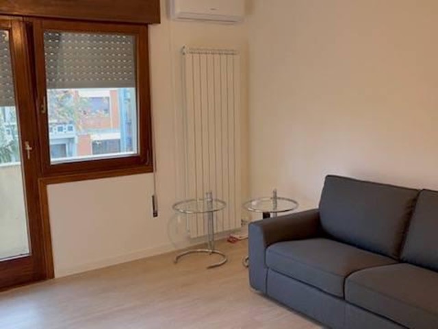 Appartamento in Affitto a Venezia, 830€, 90 m², arredato