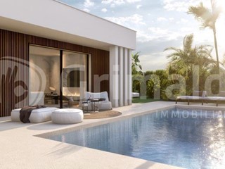 Villa bifamiliare in Vendita a Trani, 320'000€, 100 m²