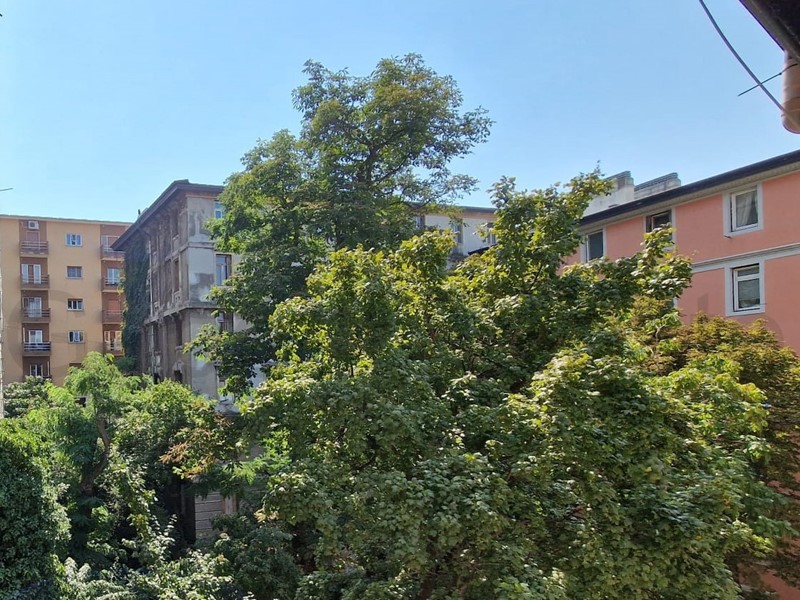 Bilocale in Vendita a Trieste, 125'000€, 57 m²