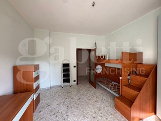 Quadrilocale in Vendita a Bari, 280'000€, 120 m²