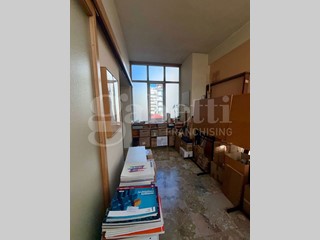 Trilocale in Vendita a Palermo, 255'000€, 110 m²