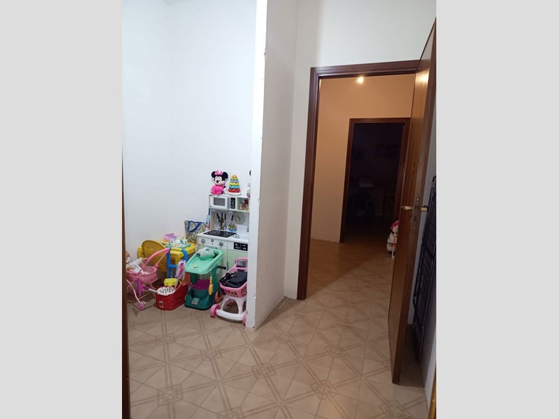 Bilocale in Vendita a Palermo, 109'000€, 70 m²