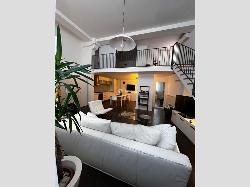 Bilocale in Affitto a Pescara, 800€, 80 m²