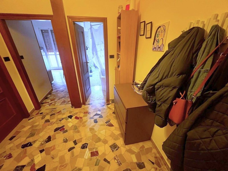 Trilocale in Affitto a Casalecchio di Reno, zona Casalecchio Centro, 765€, 65 m², con Box