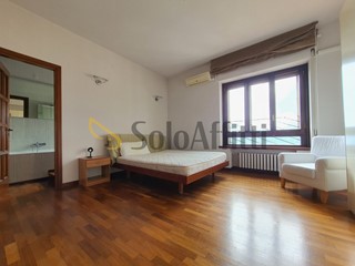 Quadrilocale in Affitto a Catanzaro, zona Stadio - Ospedale, 500&euro;, 130 m², arredato