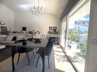 Appartamento in Vendita a Livorno, zona marradi, 398'000€, 120 m²