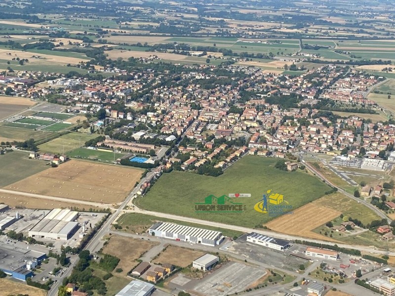 Casa Indipendente in Vendita a Noceto, 270'000&euro;, 250 m², con Box