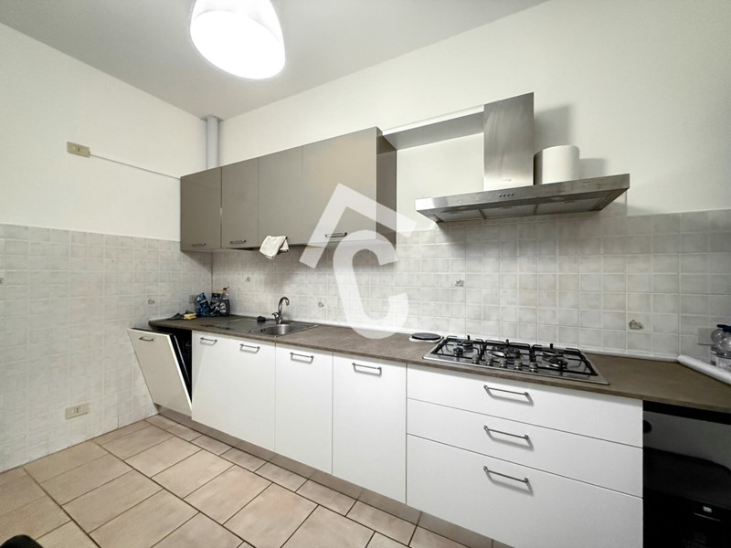 Bilocale in Affitto a Jesi, zona ZONA 2A, 560&euro;, 86 m², arredato