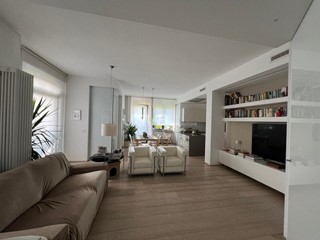 Quadrilocale in Vendita a Jesi, 250'000€, 105 m², con Box